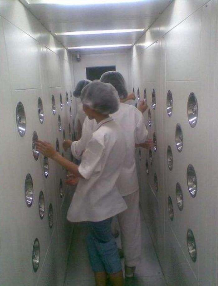 正確使用風淋室不僅能夠有效保證潔凈室內(nèi)的環(huán)境潔凈度，還能延長設(shè)備的使用壽命。